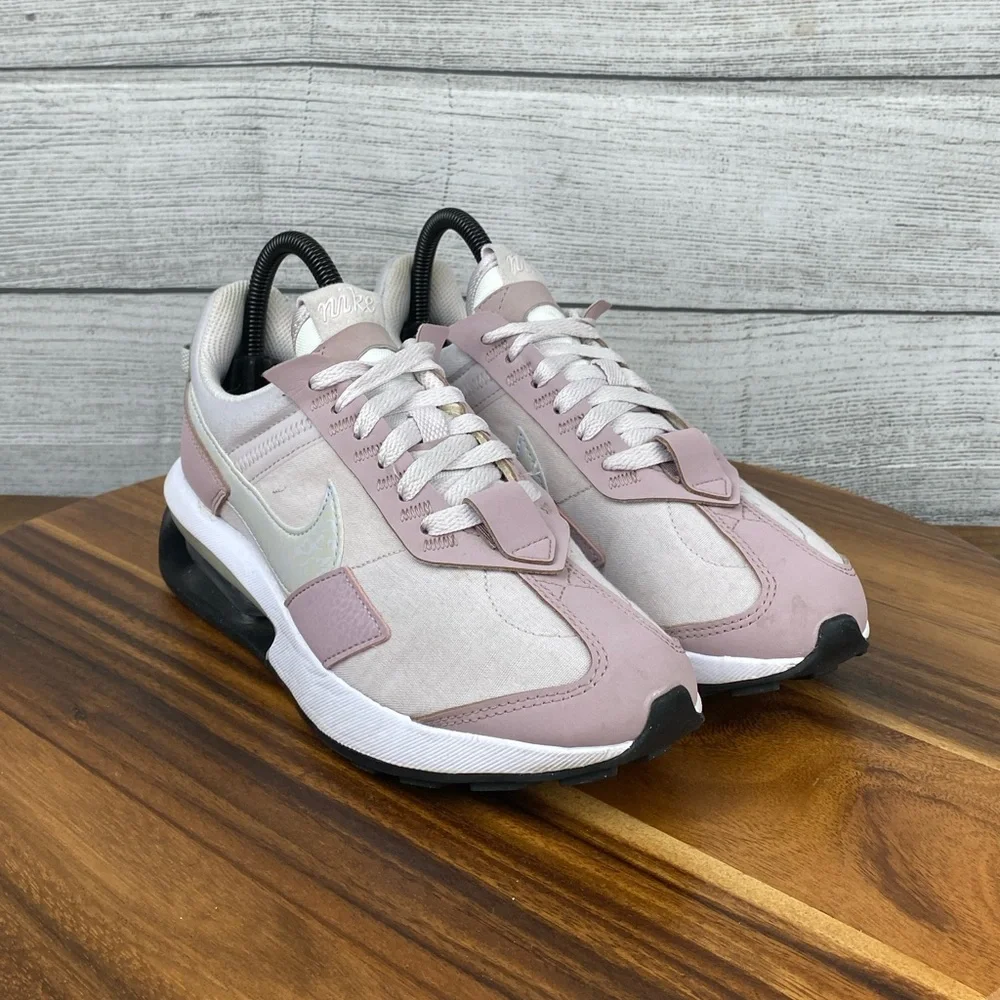 Nike Air Max Pre-Day Venice Plum Purple Fog Shoes DJ5407-500 Women’s Size 6.5